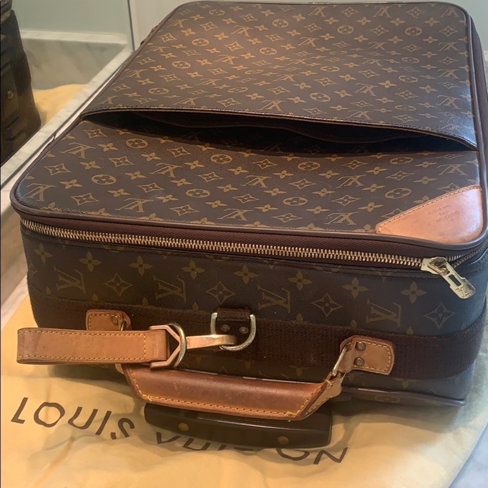Louis Vuitton Pegase Luggage Monogram Canvas 55